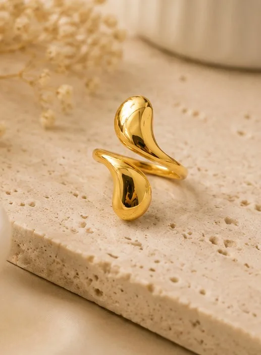 Teardrop Ring